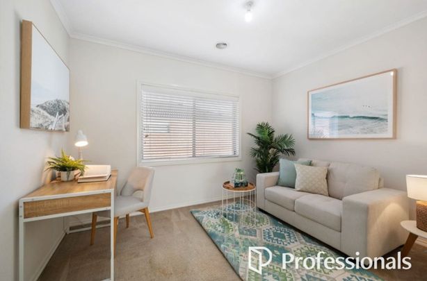 Fully Furnished Room Moments from Monash University - Photo 1