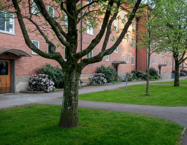 Kalendervägen 17 - Foto 1