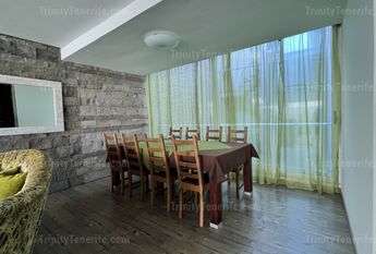 Short term rental of the luxury modern villa in El Duque / VILLA TESORO EL DUQUE