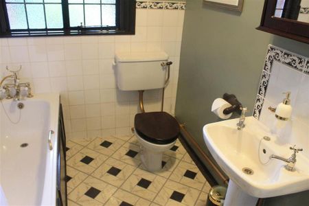 2 bedroom apartment to rent - Photo 3