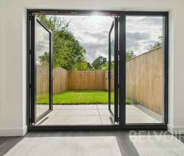 Semi-detached house to rent on - Photo 2