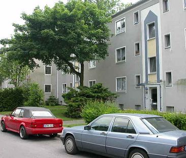 Demnächst frei! 2-Zimmer-Wohnung in Düsseldorf Vennhausen - Foto 2
