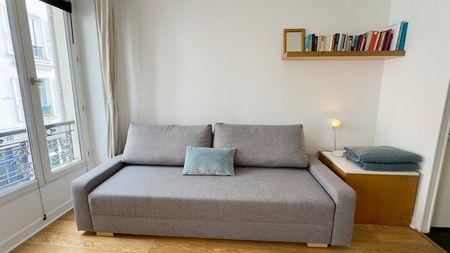 Rue Tholozé - Photo 2