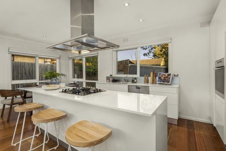 4 White Court, Nunawading - Photo 4