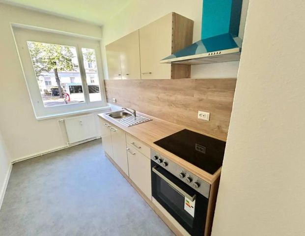 Charmante 2 Zimmer Wohnung mit grüner Aussicht - Photo 1