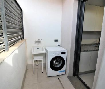 Piso de alquiler en Carrera de las Piedras, Nueva Andalucía - Photo 1
