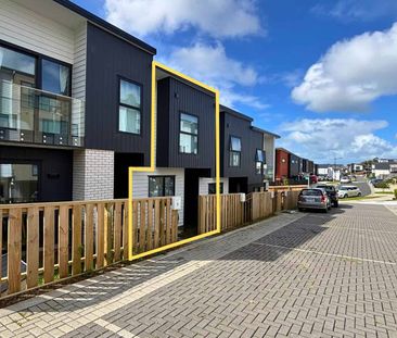 Near New Build Terrace House Next to Royal Reserve - Photo 2