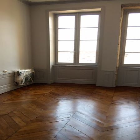 APPARTEMENT T2 RUE DE L'ANNOCIADE , Lyon - Photo 3