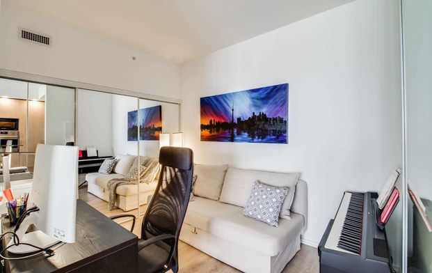 For Lease - 70 Temperance Street Unit# 4317, Toronto, Ontario - Photo 1