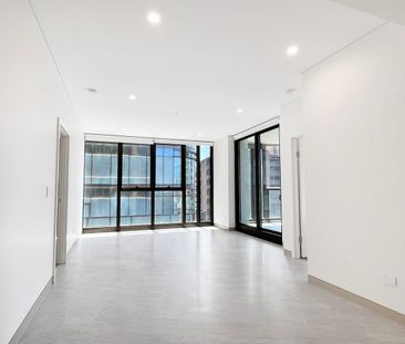 Star-serviced North Facing 2 Bedroom Apartment - Photo 2