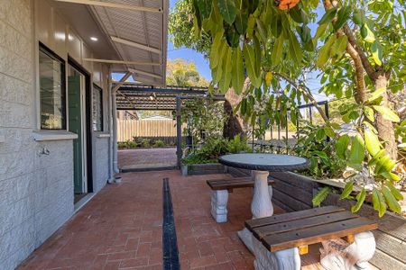 1/40 Macrossan St, South Townsville - Photo 4