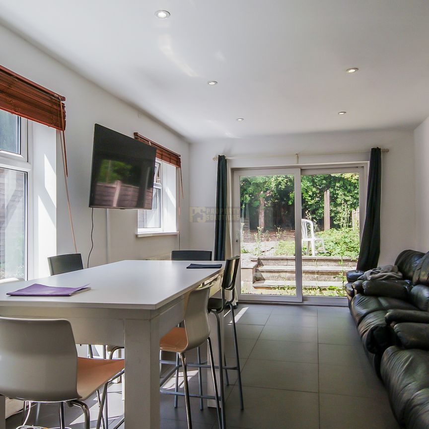 70 Oak Tree Lane - Photo 1