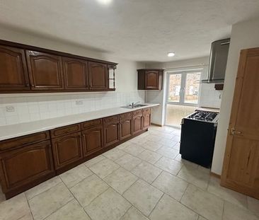 Peterborough PE3 - Photo 5