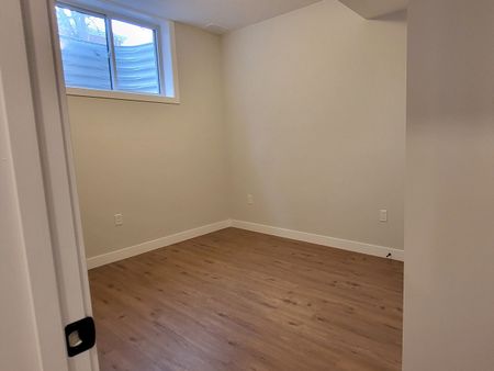 For Lease - 9 Oak Street Unit# Lower, Bayham, Ontario - Photo 2