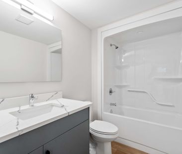 For Lease - 37 Buchanan Road Unit# B, St. Catharines, Ontario - Photo 2