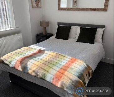 1 bedroom in a house share to rent - Photo 3