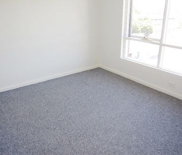 SPACIOUS APARTMENT - Photo 6