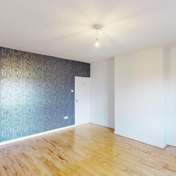 2 bedroom semi-detached house to rent - Photo 1