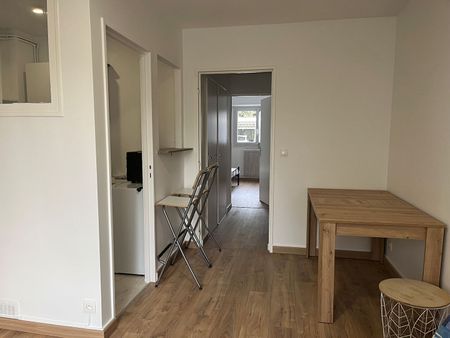 Location Appartement 2 pièces 37m² - Photo 2