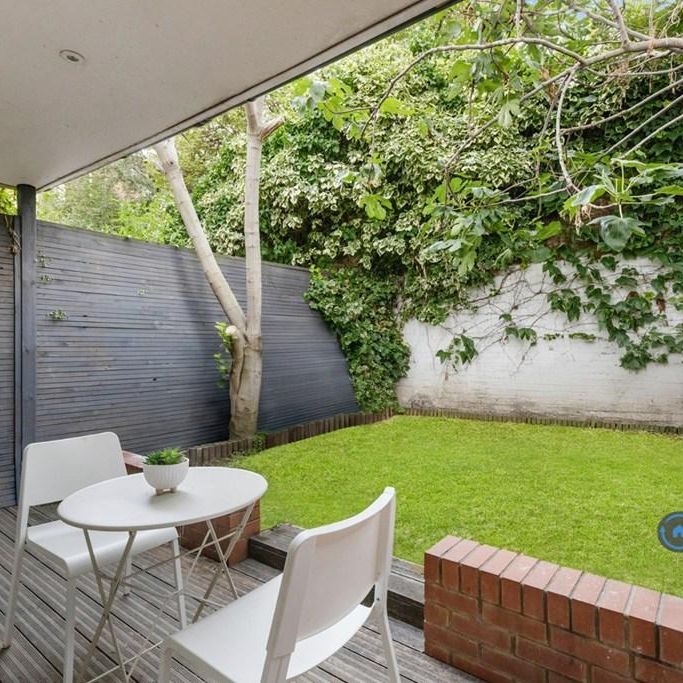 2 bedroom semi-detached house to rent - Photo 1