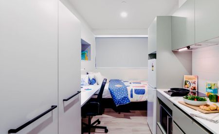 Private Studio Silver - Photo 5