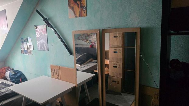 möbeliertes Zimmer in 120qm wohn - Photo 1