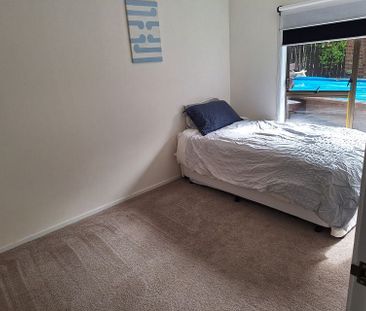 Chic 2BR Flat with Pool in Browns Bay! - Photo 1