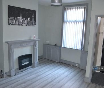 2 bedroom terraced house to rent - Photo 1