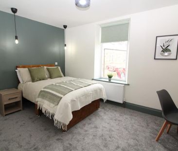 1 bedroom in a house share to rent - Photo 1