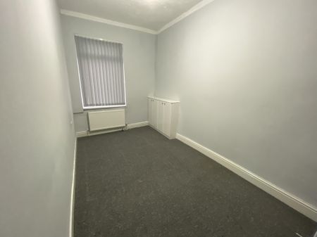 Grange Mount, Prenton - Photo 4