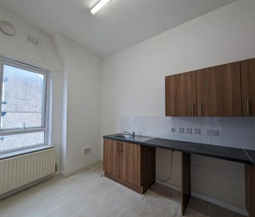 1 bedroom property to rent - Photo 6