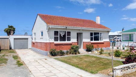 NORTH END PROPERTY - Photo 5