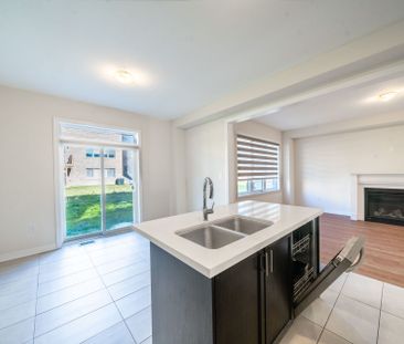 For Lease - 6 Northrop Avenue, Clarington, Ontario - Photo 1