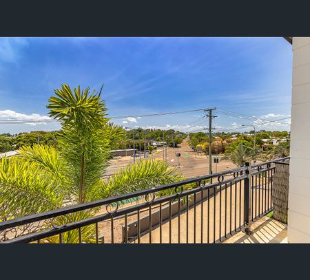 2/7 Alexandra Street, North Ward, Qld 4810 - Photo 5