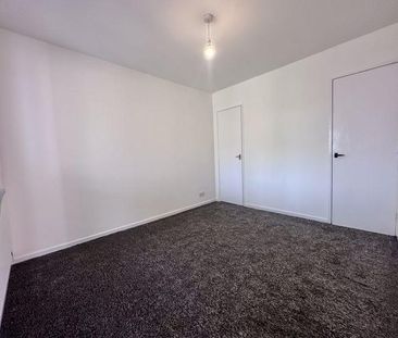 2 bedroom semi-detached bungalow to rent - Photo 5