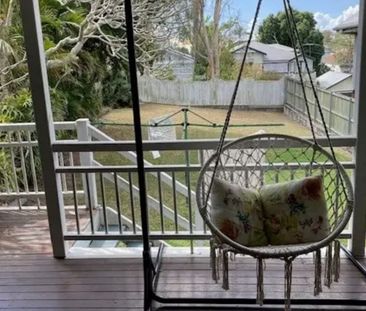 Greenslopes - Photo 1