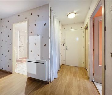 3 pièces - 61,99 m² - 2ème étage - Colocation non autorisée - Photo 3