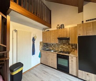 Appartement de 2.5 pièces mansardé au duplex au 3ème étage - Foto 5