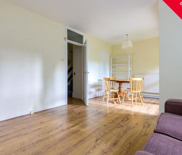 3 bedroom end of terrace house to rent - Photo 2