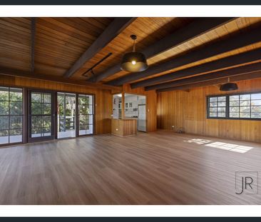 Cosy waterfront haven in the heart of Broadbeach Waters - Photo 6