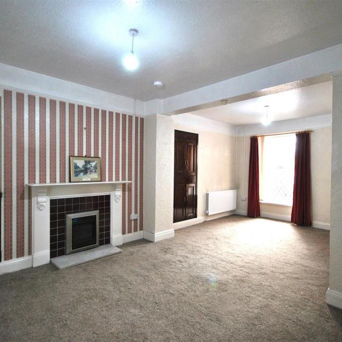 3 bedroom end of terrace house to rent - Photo 1