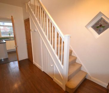 3 bedroom semi-detached house to rent - Photo 6