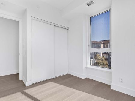 For Lease - 16 Greenbriar Road Unit# TH-02, Toronto, Ontario - Photo 5