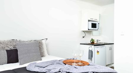 Stylish Studio, Close to the Hospital - Photo 4