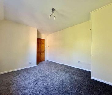 Daw Royds, Almondbury, Huddersfield, HD5 - Photo 5