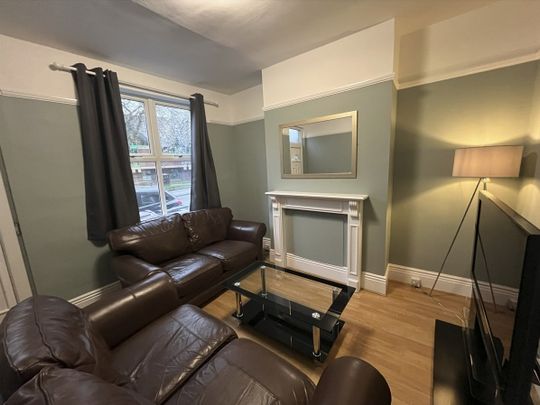 Room in a Shared Flat, Eastwood Road, S11 - Photo 1