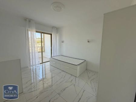 Appartement à louer 3 pièces 68.17m² - Photo 3