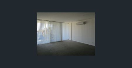 Live in the heart of Mawson Central - Photo 3