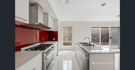 2/47 Glen Street, Glenroy, Vic 3046 - Photo 2