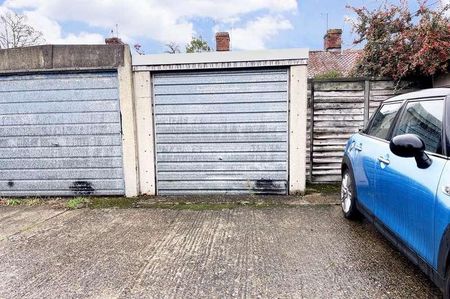 Sicklesmere Road, Bury St Edmunds, IP33 - Photo 3